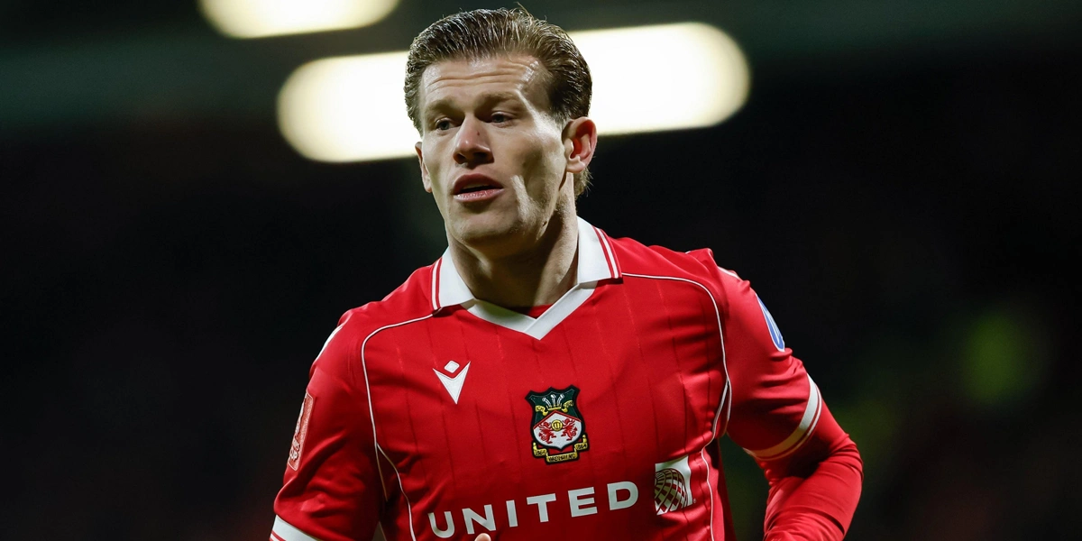 Kembali-ke-Akar-Karier-James-McClean-Tinggalkan-Wrexham-dan-Pulang-ke-Derry-City